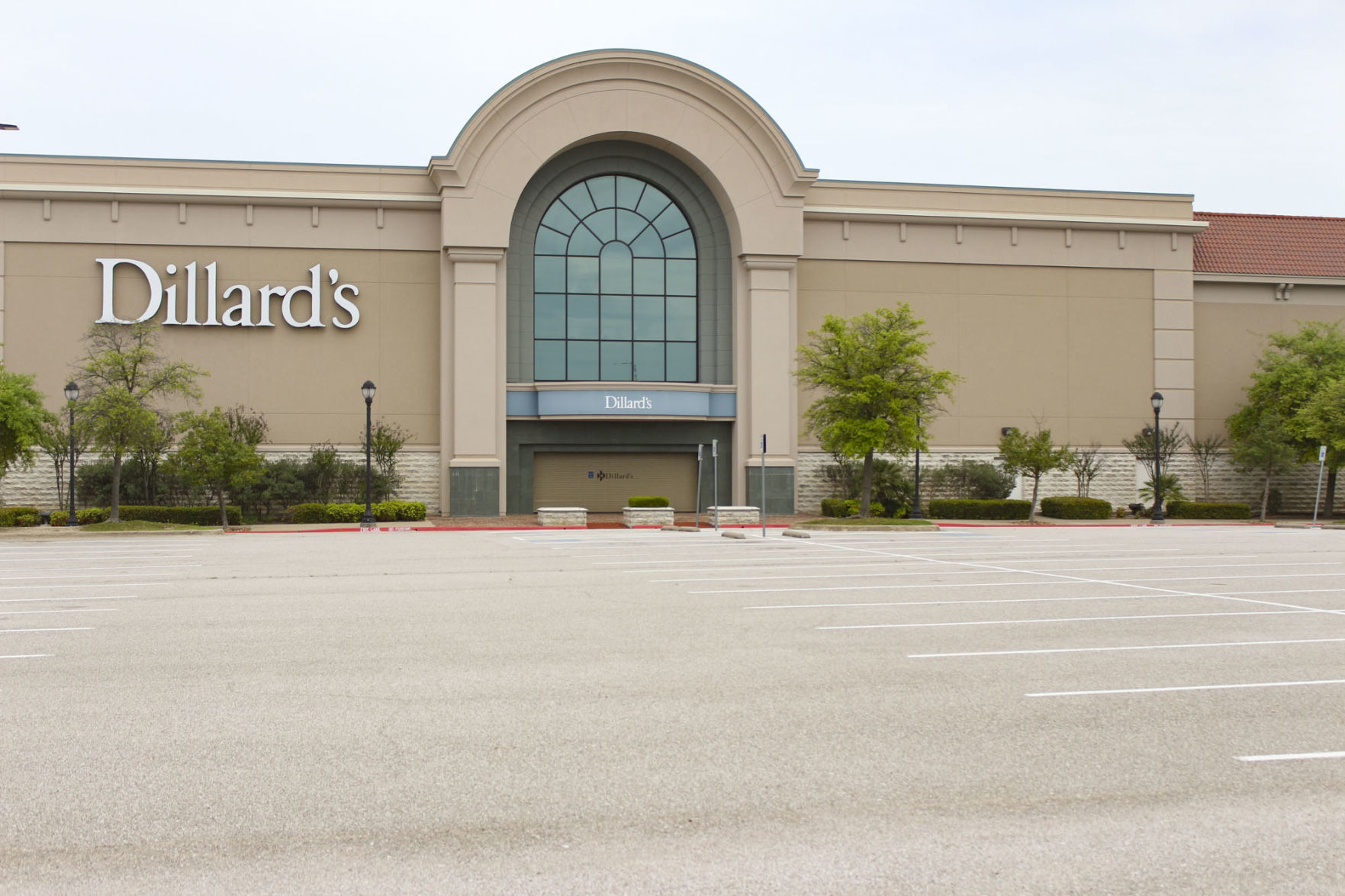 Dillard's